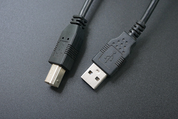 Подключение к USB-устройству (приложение UWP)