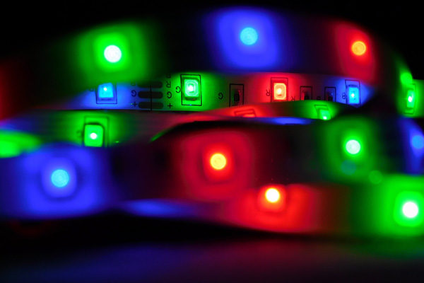 Микроконтроллер STM32 и драйвер светодиодов DM164. LED